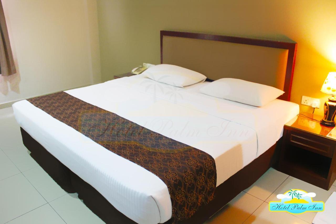 Hotel Palm Inn Butterworth Exterior photo
