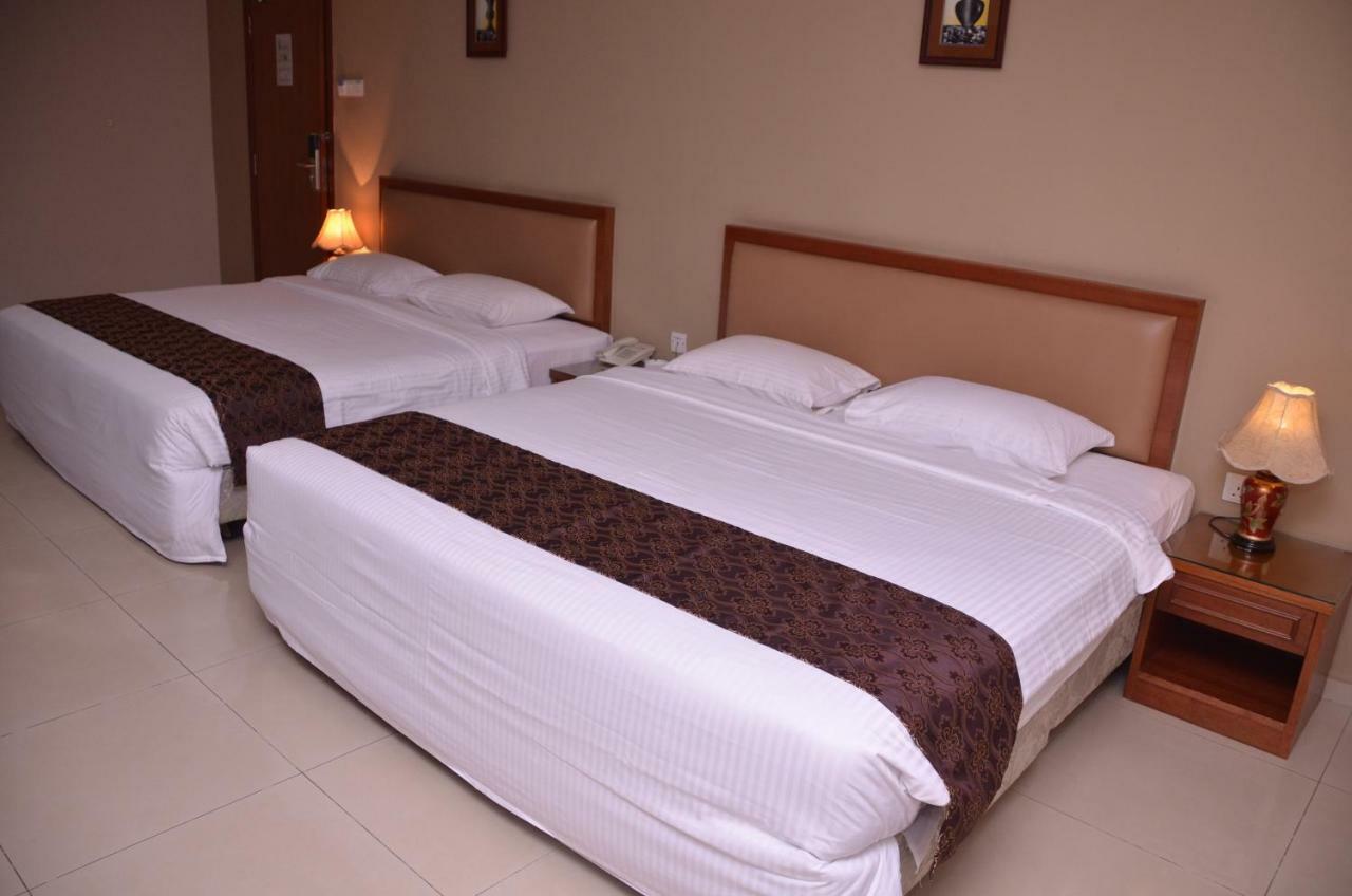 Hotel Palm Inn Butterworth Exterior photo